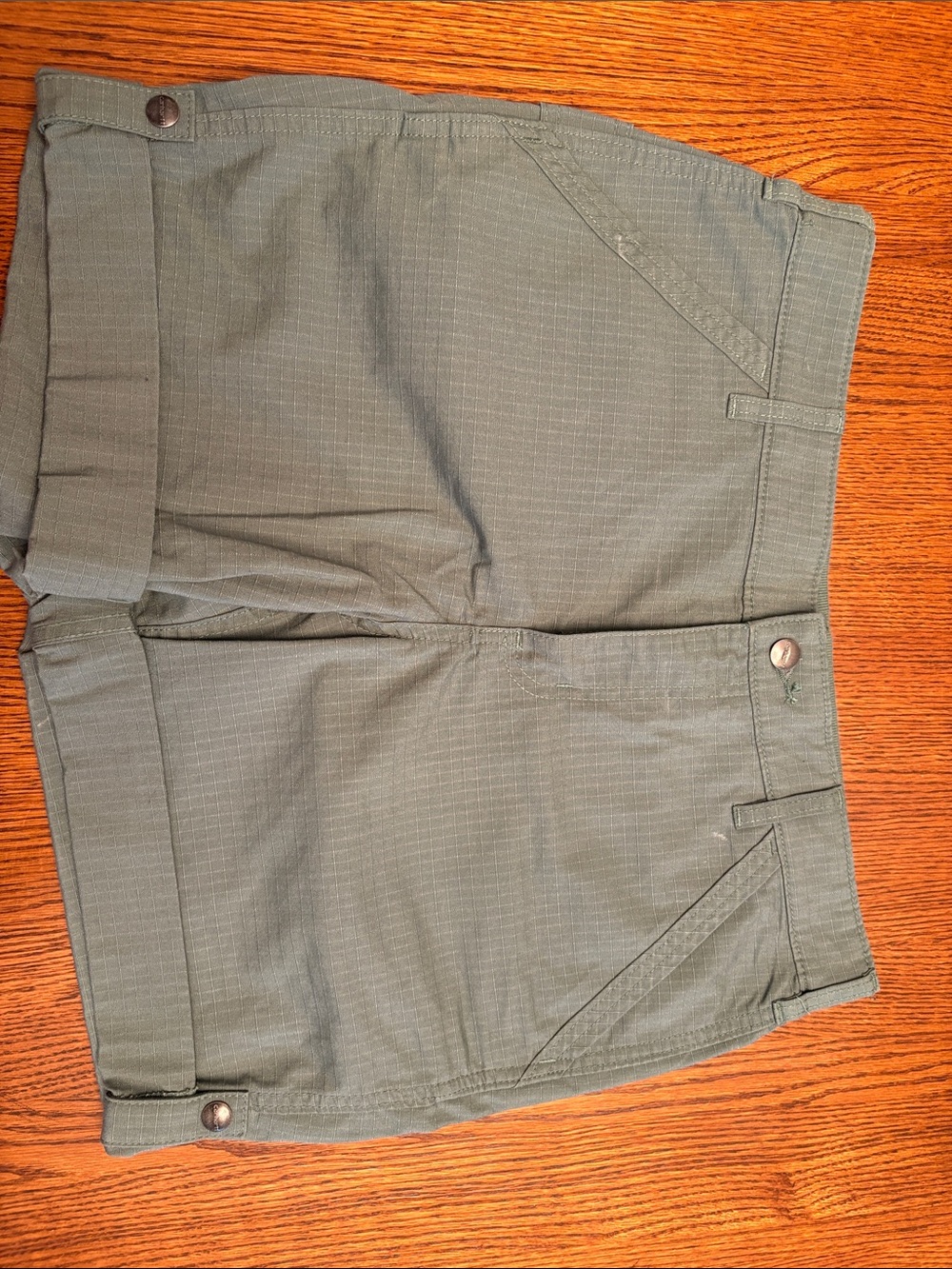 Carhartt Women's Green Work Shorts - Picture 6 of 7